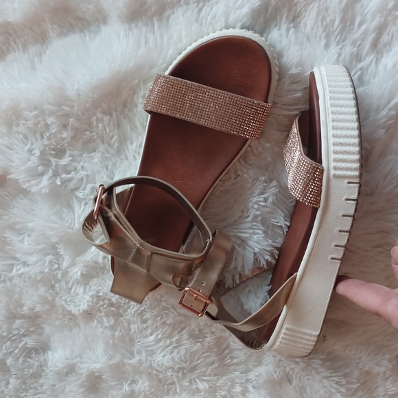 Mia Rose Gold Sandal main image 1